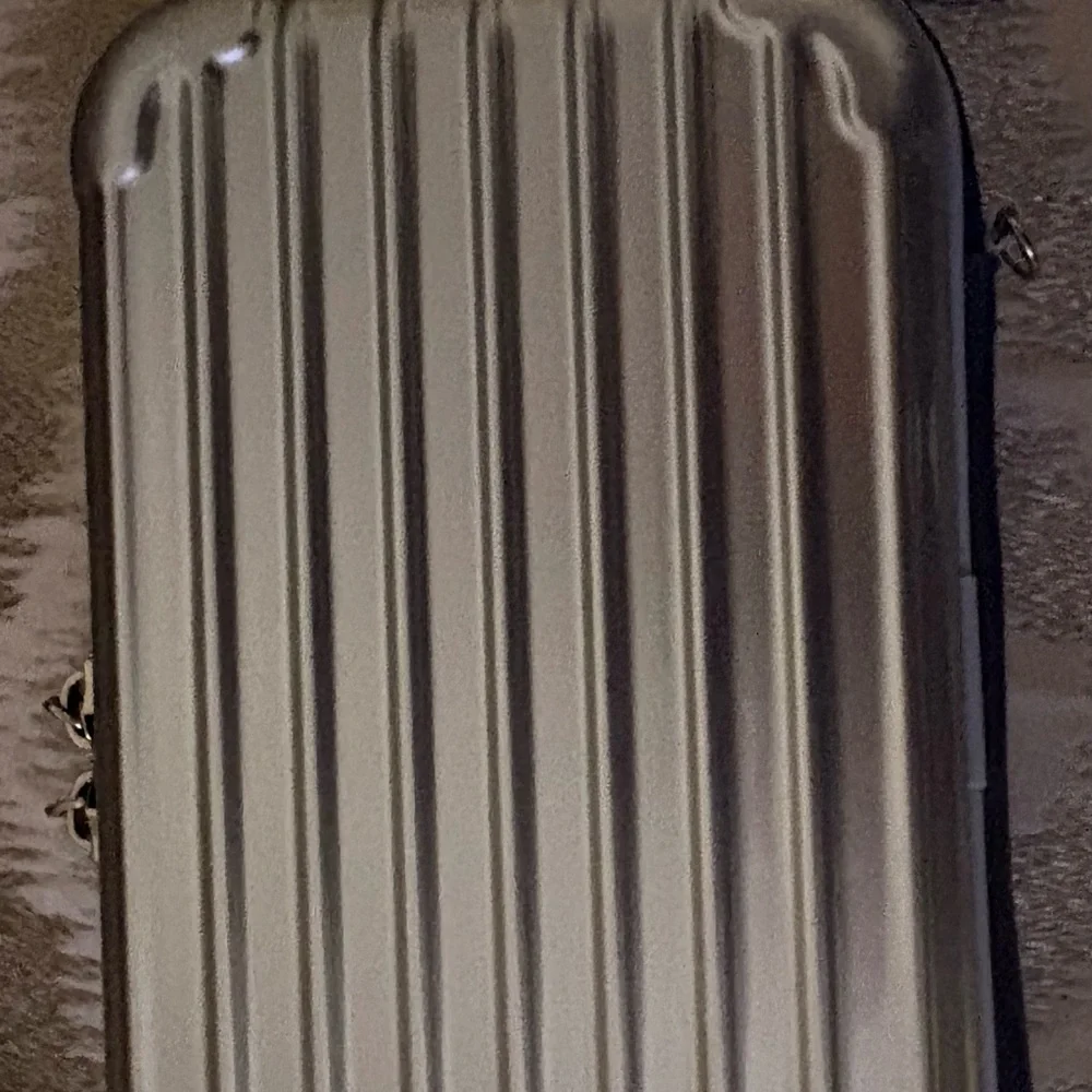 Pan Am Hard-Sided Silver Crossbody Bag - Picture 8 of 8